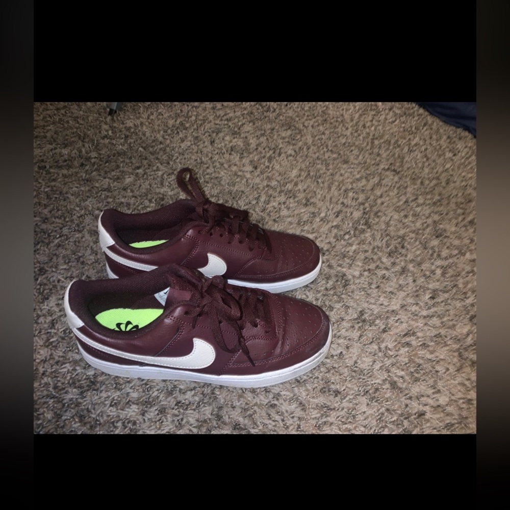 Maroon Nike Dunks